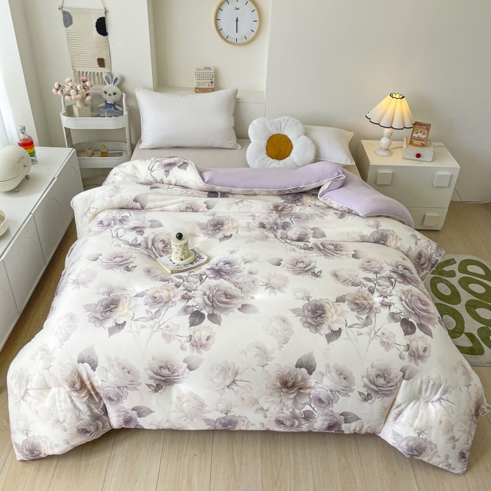 91家纺网 家纺一手货源 找家纺 小禹仔家纺  2025新款亲肤柔软大豆被数码印花针织棉大豆被冬被子被芯春秋被 俏佳人紫