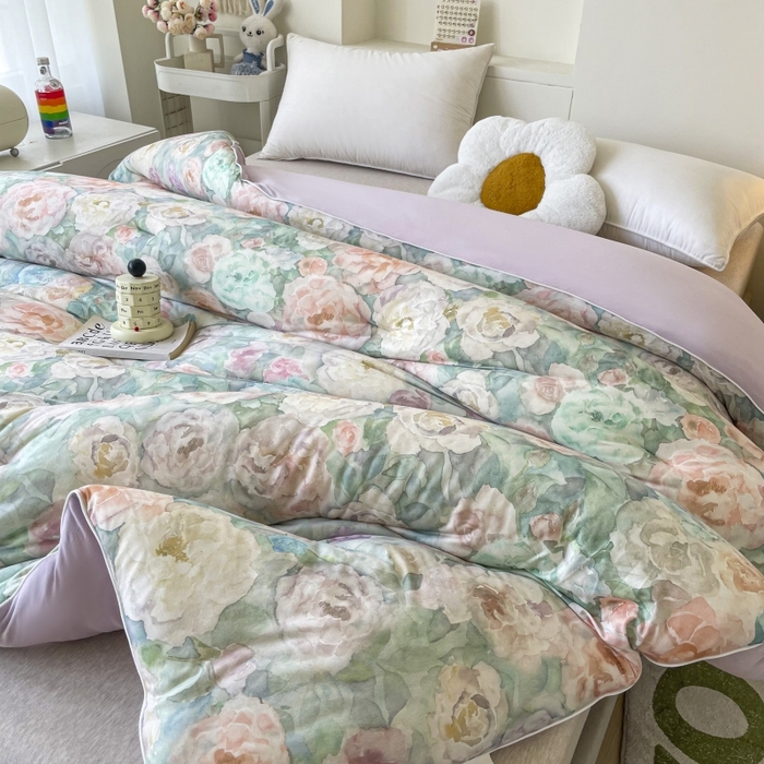 91家纺网 家纺一手货源 找家纺 小禹仔家纺  2025新款亲肤柔软大豆被数码印花针织棉大豆被冬被子被芯春秋被 醉花绿