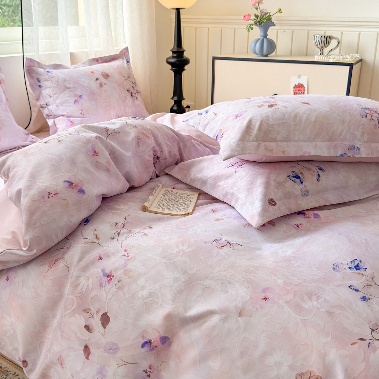 91家纺网 家纺一手货源 找家纺 典雅家纺 2025新款A类140克秋冬加厚磨毛数码印花四件套磨毛四件套 醉清颜