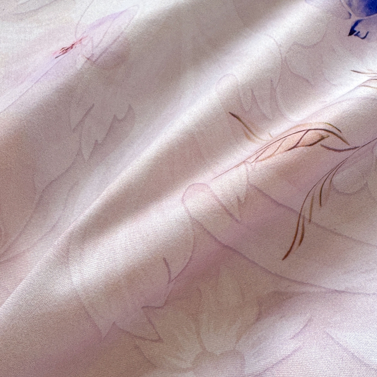 91家纺网 家纺一手货源 找家纺 典雅家纺 2025新款A类140克秋冬加厚磨毛数码印花四件套磨毛四件套 醉清颜