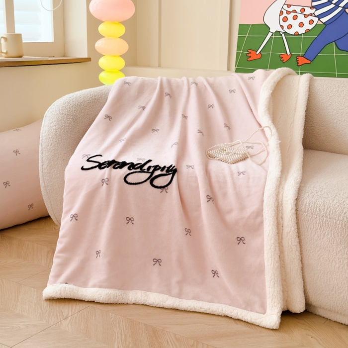 91家纺网 家纺一手货源 找家纺 （总）布柔 2025新款高克重加厚印花毛巾刺绣牛奶绒羊羔绒盖毯双层毛毯午休毯卡通多功能沙发毯子
