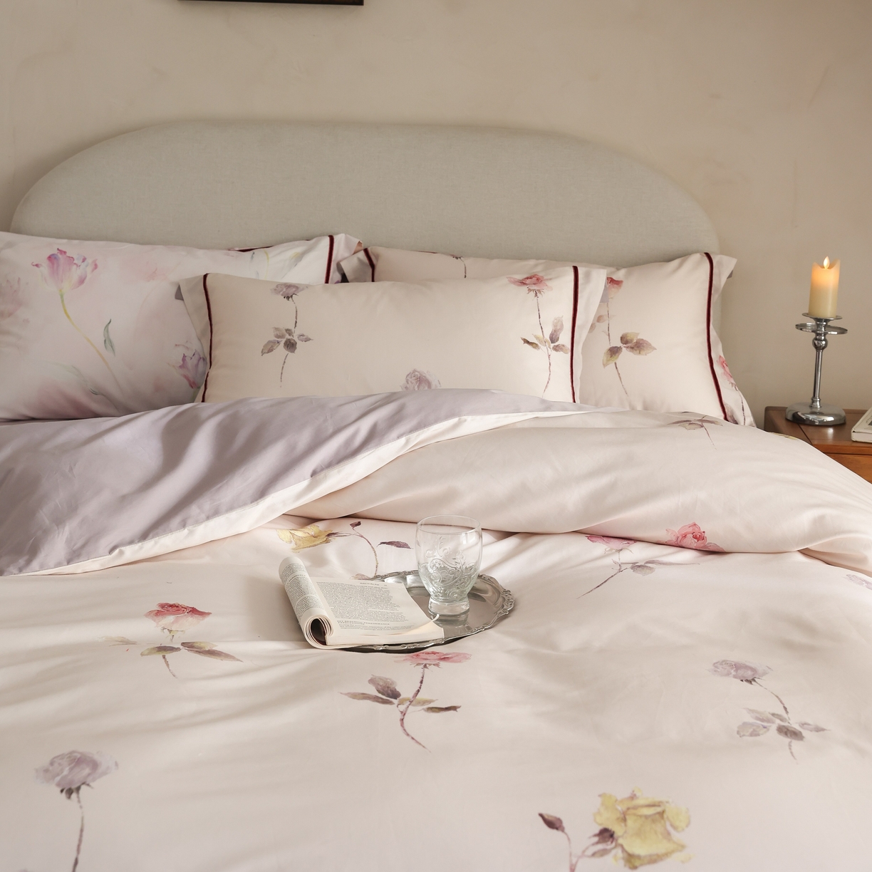 91家纺网 家纺一手货源 找家纺 初拾 2025新款100s全棉纯棉数码印花复古丝绒织带四件套 油画玫瑰