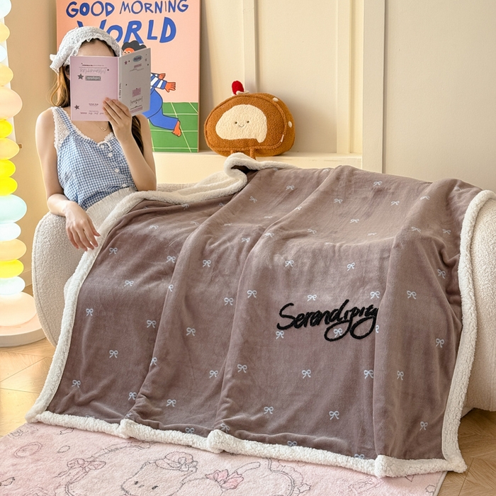 91家纺网 家纺一手货源 找家纺 （总）布柔 2025新款高克重加厚印花毛巾刺绣牛奶绒羊羔绒盖毯双层毛毯午休毯卡通多功能沙发毯子