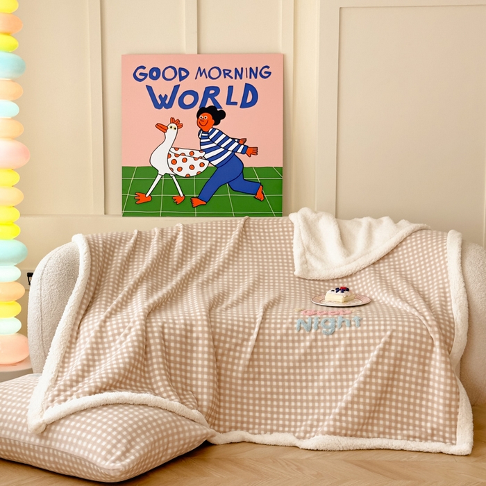 91家纺网 家纺一手货源 找家纺 布柔 2025新款高克重加厚印花毛巾刺绣牛奶绒羊羔绒盖毯双层毛毯午休毯卡通多功能沙发毯子 泡芙咖盖毯