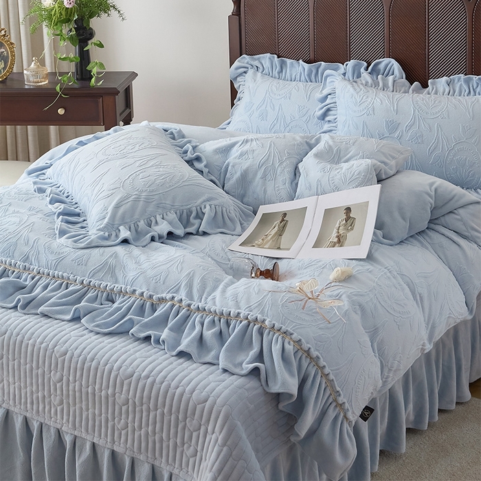 金绣美居 2025新款加厚雕花牛奶绒床盖款四件套-郁金香（控价不低于219/229） 郁金香-湖水蓝