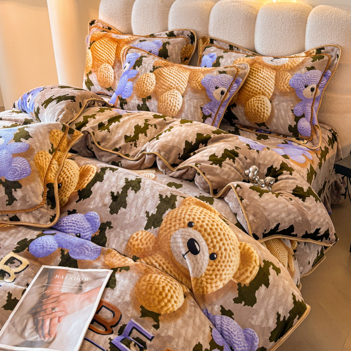 91家纺网 家纺一手货源 找家纺 新8.5-9.5斤法莱绒四件套珊瑚牛奶金貂绒四件套床裙 布偶熊