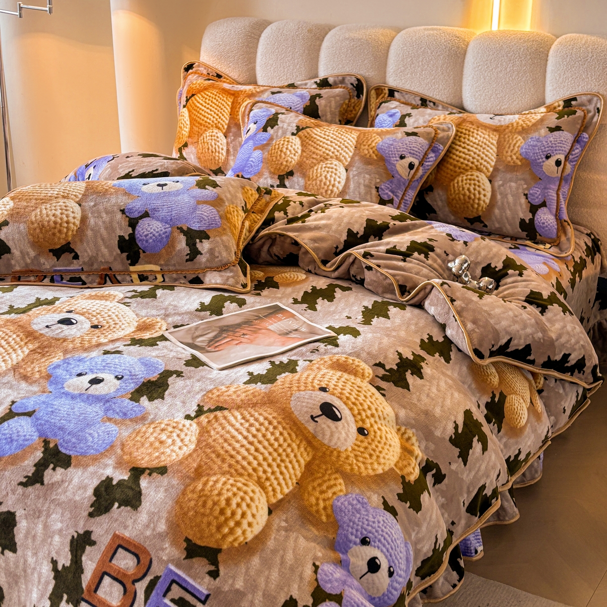 91家纺网 家纺一手货源 找家纺 新8.5-9.5斤法莱绒四件套珊瑚牛奶金貂绒四件套床裙 布偶熊