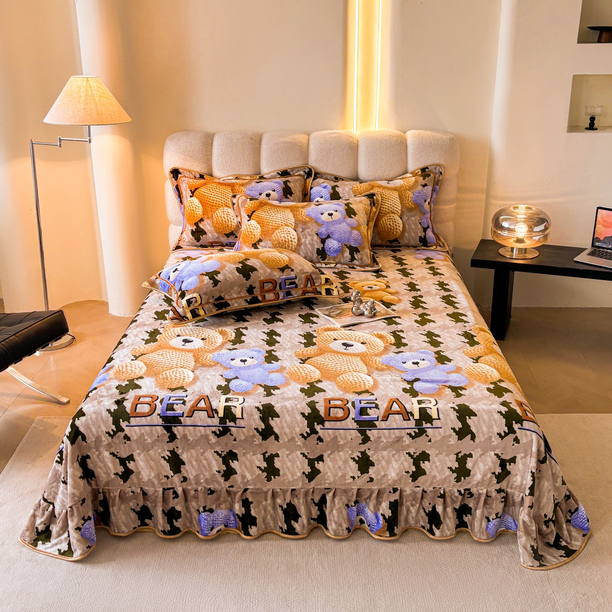 91家纺网 家纺一手货源 找家纺 新8.5-9.5斤法莱绒四件套珊瑚牛奶金貂绒四件套床裙 布偶熊