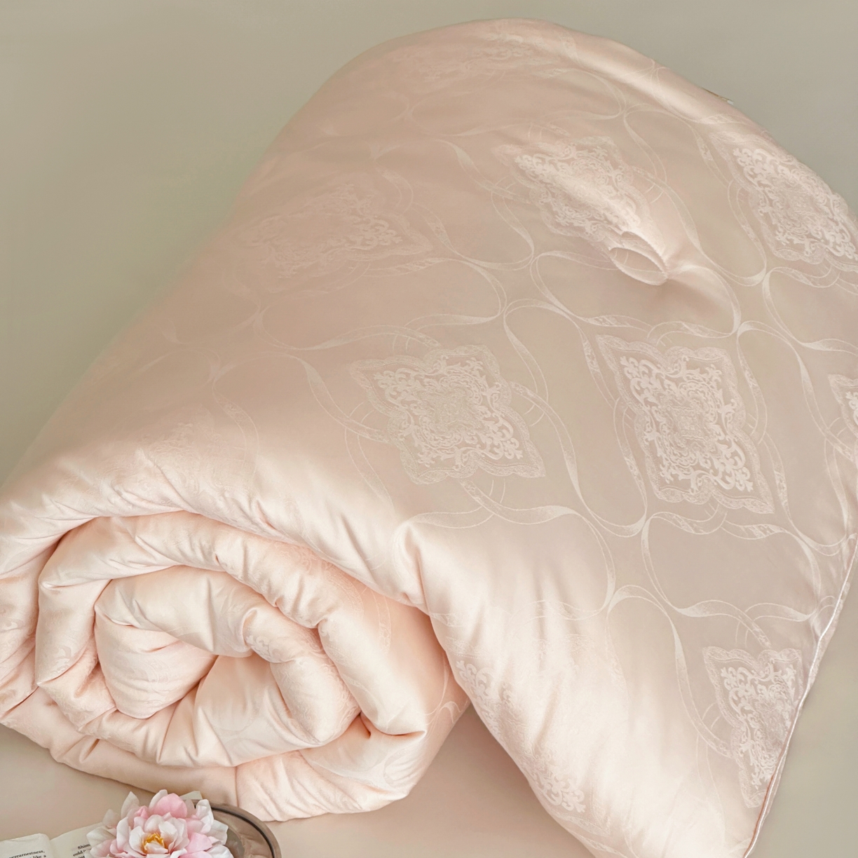 傲蕾良品 2025新款睡梦森林【高奢养生】蚕丝大豆养生被 藕粉玉