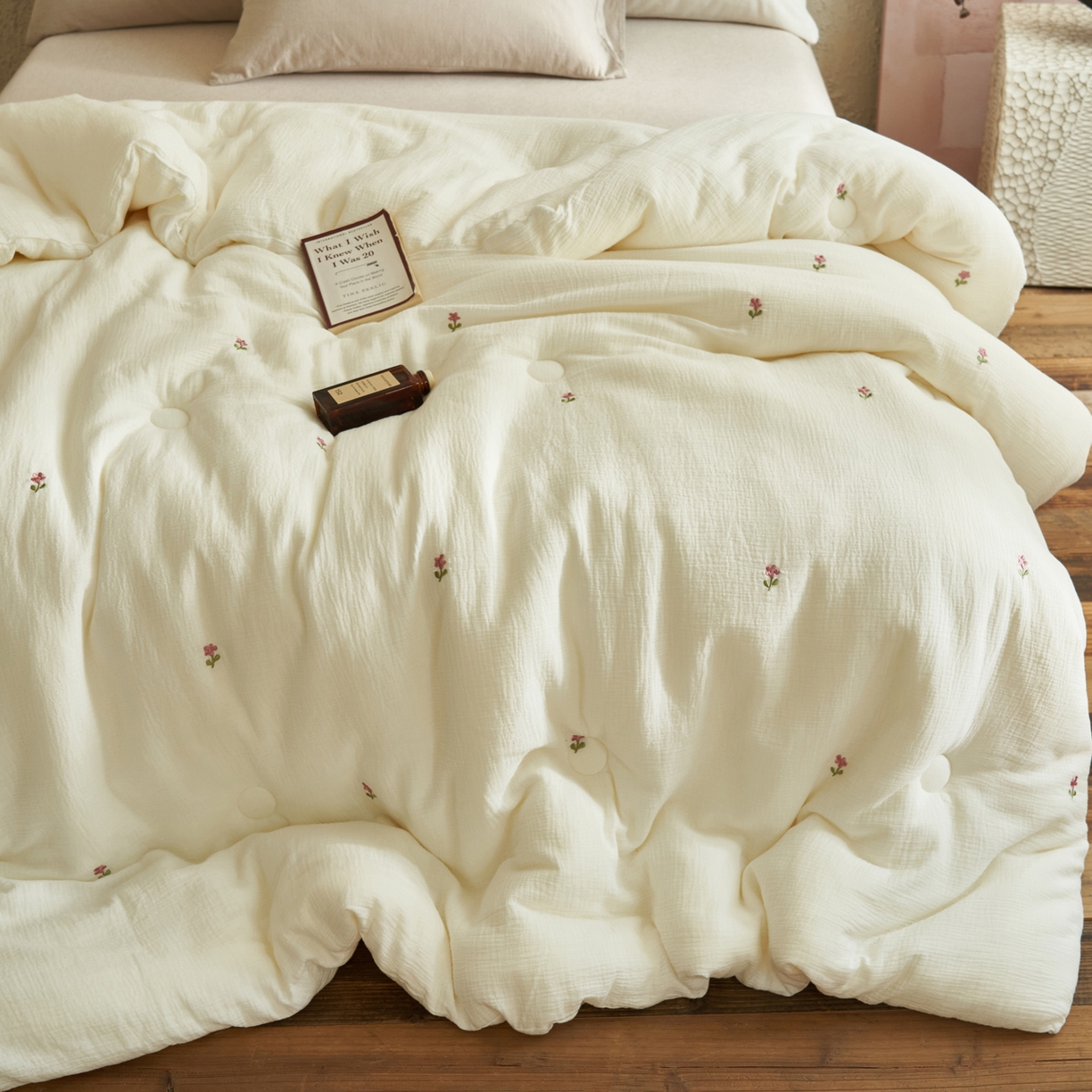 91家纺网 家纺一手货源 找家纺 子由家居 2025新款家居水洗小清新大豆被被子被芯 小朵朵