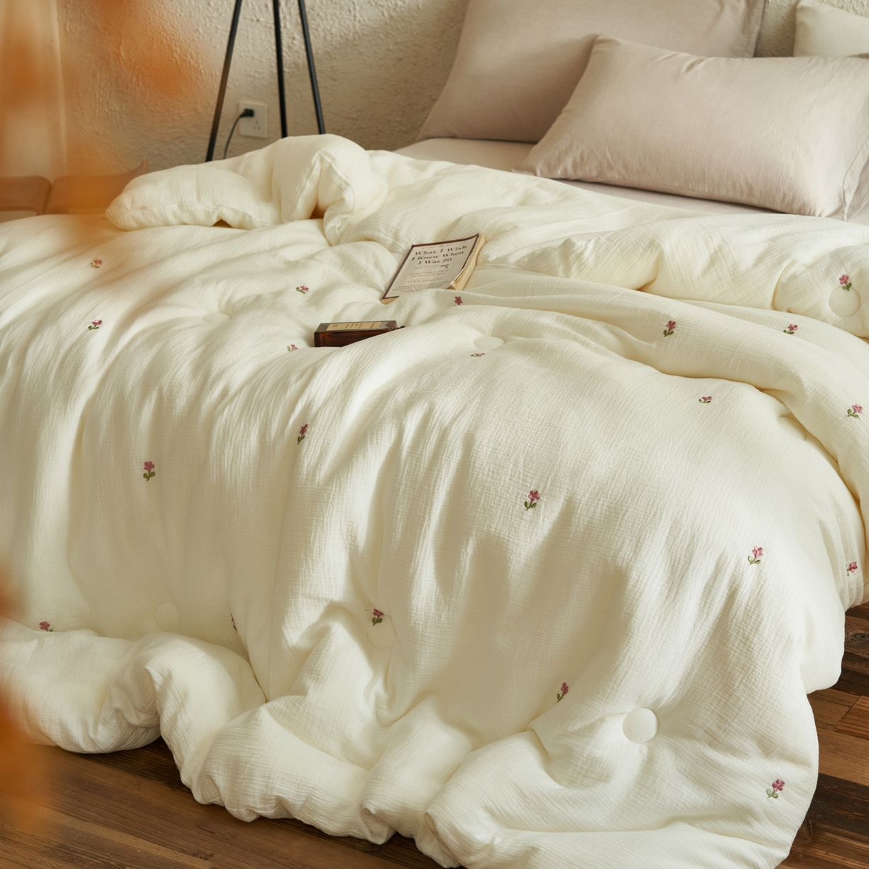 91家纺网 家纺一手货源 找家纺 子由家居 2025新款家居水洗小清新大豆被被子被芯 小朵朵