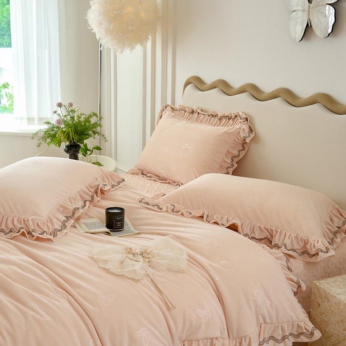 91家纺网 家纺一手货源 找家纺 （总）金绣美居 2025新款婴儿绒多功能床盖款四件套-知音（控价不低于229/239）