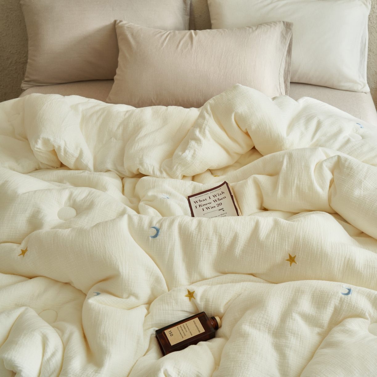 91家纺网 家纺一手货源 找家纺 子由家居 2025新款家居水洗小清新大豆被被子被芯 星月