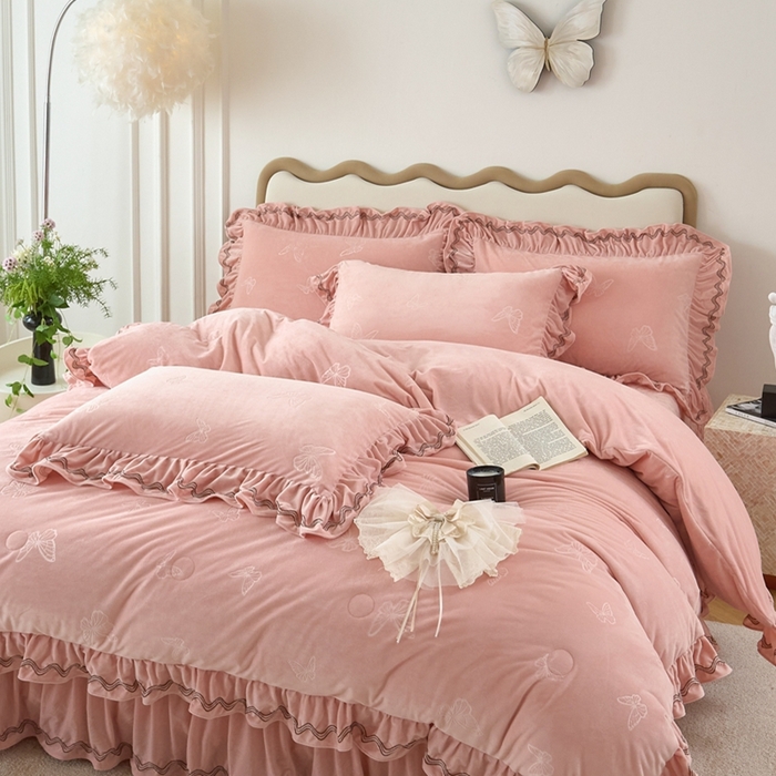 91家纺网 家纺一手货源 找家纺 金绣美居 2025新款婴儿绒多功能床盖款四件套-知音（控价不低于229/239） 知音-新皮粉