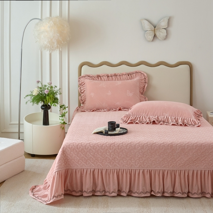 91家纺网 家纺一手货源 找家纺 金绣美居 2025新款婴儿绒多功能床盖款四件套-知音（控价不低于229/239） 知音-新皮粉