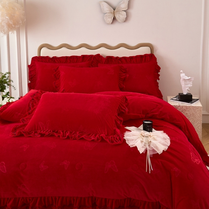 91家纺网 家纺一手货源 找家纺 金绣美居 2025新款婴儿绒多功能床盖款四件套-知音（控价不低于229/239） 知音-中国红