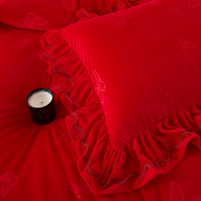 91家纺网 家纺一手货源 找家纺 金绣美居 2025新款婴儿绒多功能床盖款四件套-知音（控价不低于229/239） 知音-中国红