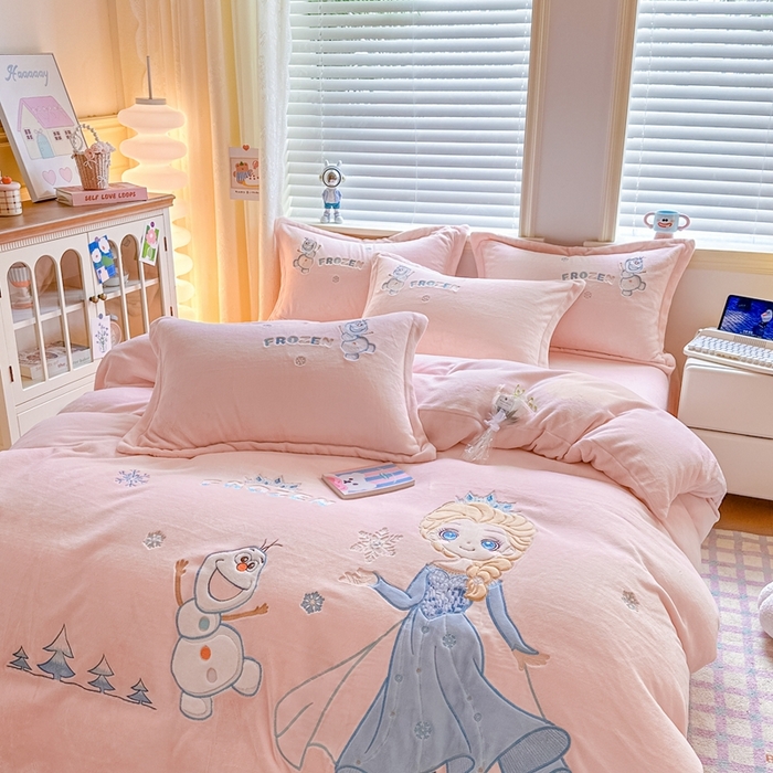 91家纺网 家纺一手货源 找家纺 （总）金绣美居 2025新款卡通贴布绣款牛奶绒四件套-公主