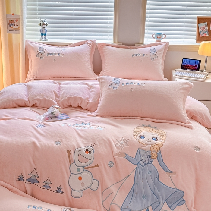 91家纺网 家纺一手货源 找家纺 （总）金绣美居 2025新款卡通贴布绣款牛奶绒四件套-公主