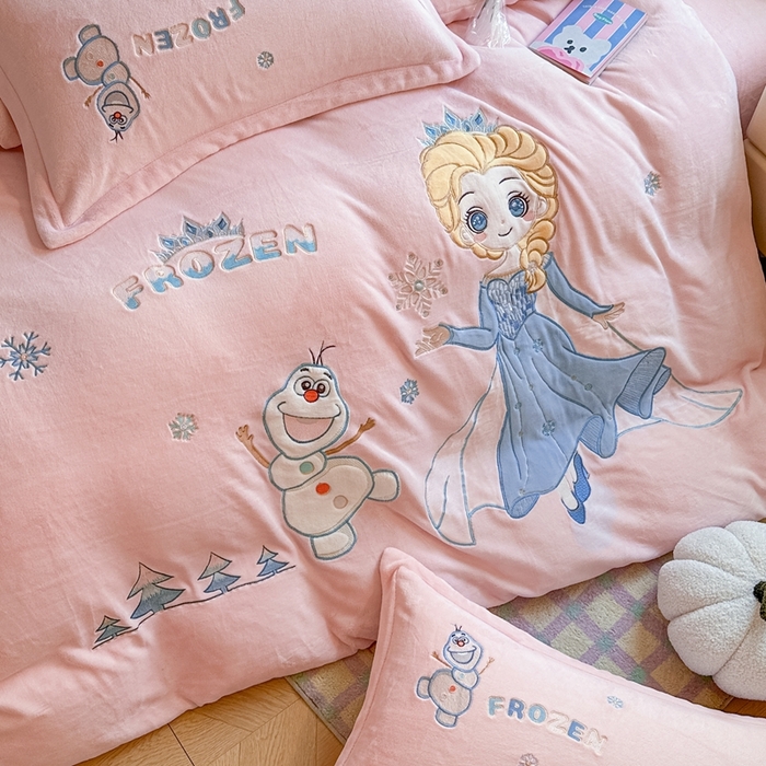 91家纺网 家纺一手货源 找家纺 （总）金绣美居 2025新款卡通贴布绣款牛奶绒四件套-公主