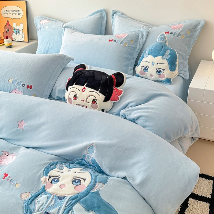91家纺网 家纺一手货源 找家纺 （总）金绣美居 2025新款卡通贴布绣款牛奶绒四件套-哪吒
