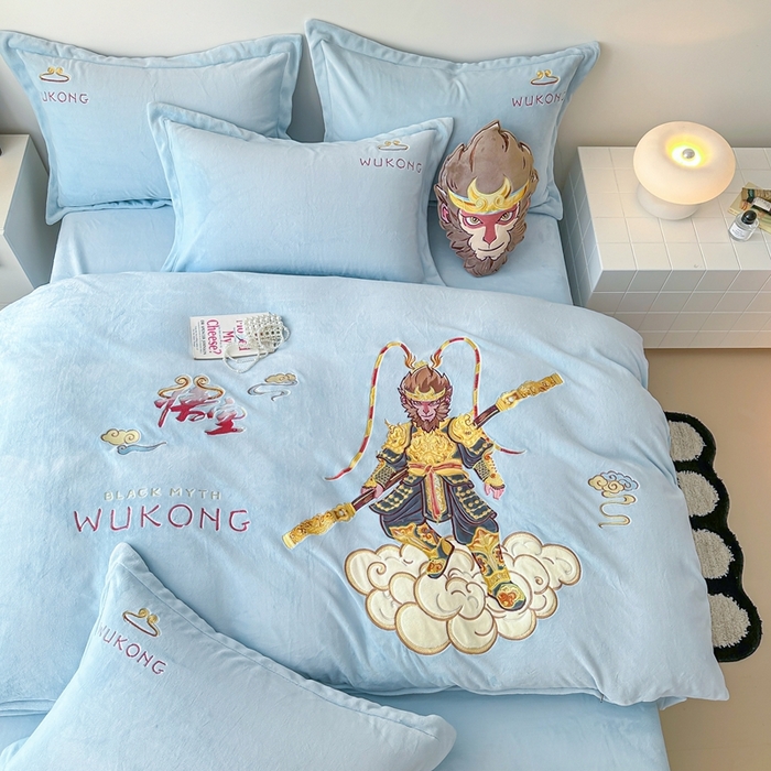 91家纺网 家纺一手货源 找家纺 （总）金绣美居 2025新款卡通贴布绣款牛奶绒四件套-悟空