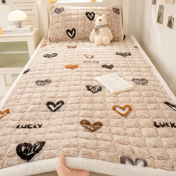 家喜爱 2025新款暖绒边-加厚牛奶绒学生床褥-第二批 爱心咖