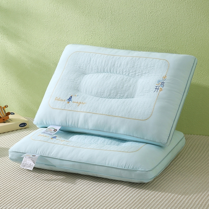 91家纺网 家纺一手货源 找家纺 万聚凯枕芯 2025新款步步高升枕枕头枕芯 步步高升枕-晴空蓝