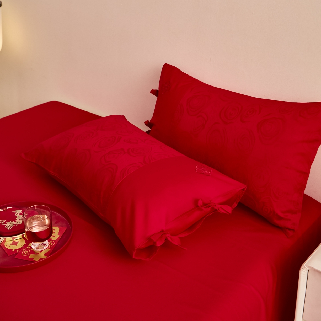 91家纺网 家纺一手货源 找家纺 东方合美（原：皇家传奇） 2025新款婚庆长绒棉纯棉提花配件 红色刺绣单人枕