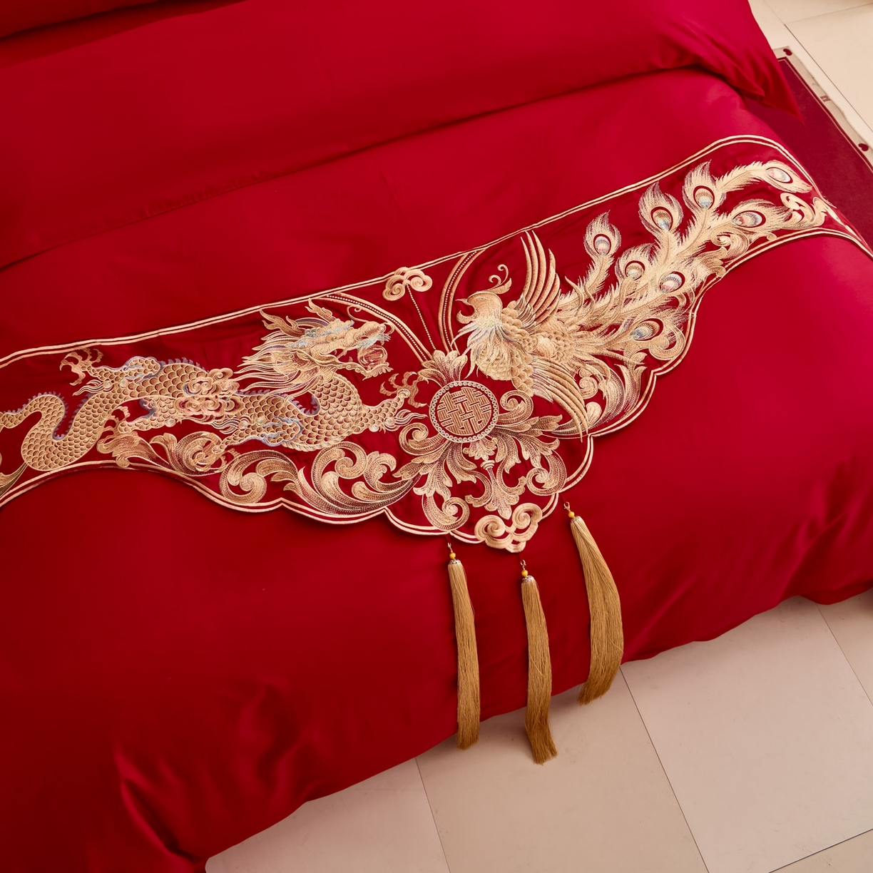 91家纺网 家纺一手货源 找家纺 东方合美（原：皇家传奇） 2025新款婚庆长绒棉纯棉提花配件 龙凤嫁衣床旗