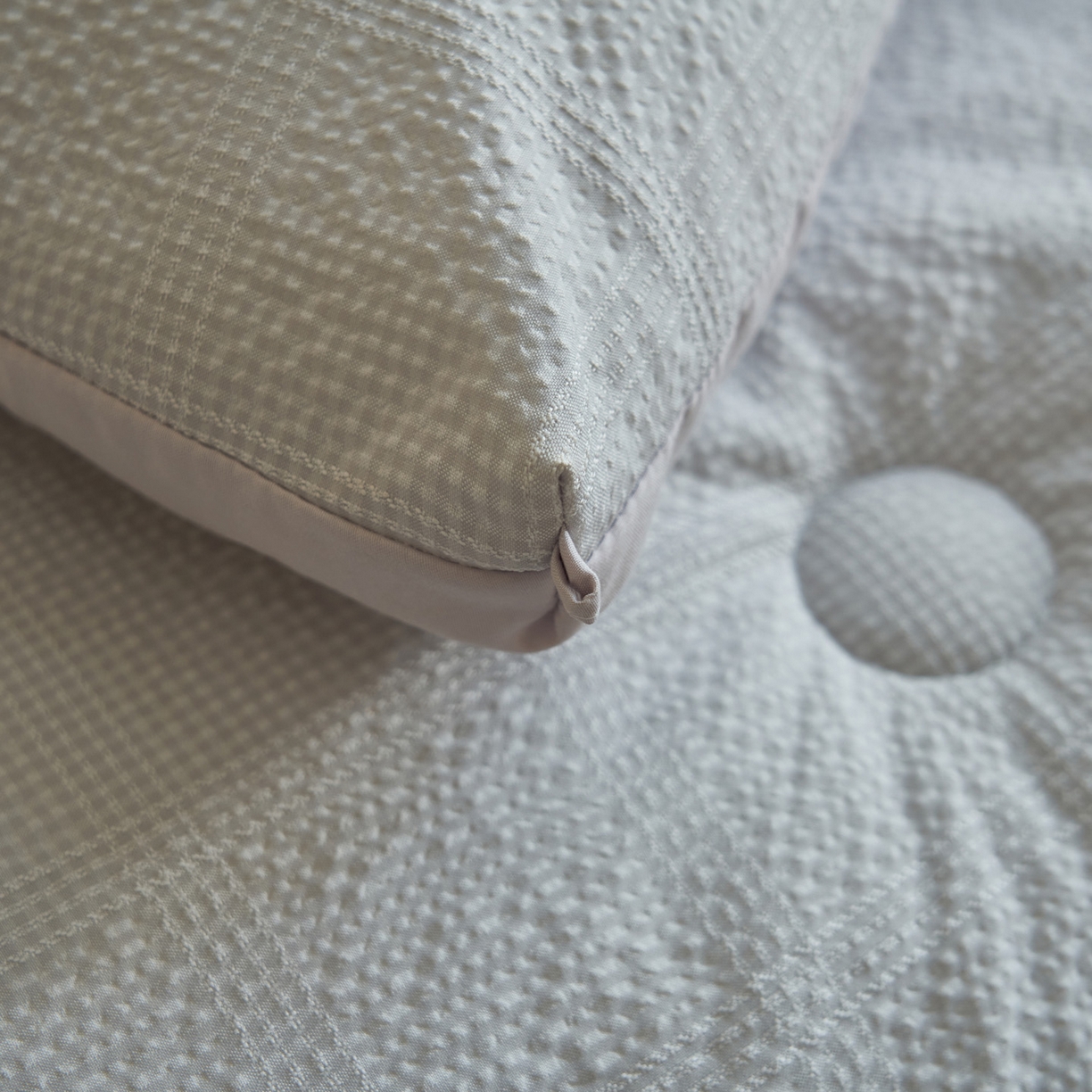 91家纺网 家纺一手货源 找家纺 子由家居 2025新款围棋华夫格提花大豆冬被被子被芯 围棋华夫格-浅灰