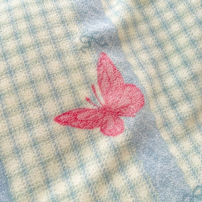 91家纺网 家纺一手货源 找家纺 卡普 2025新款牛奶绒印花四件套蝶舞格韵