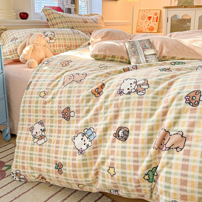 91家纺网 家纺一手货源 找家纺 卡普 2025新款牛奶绒印花四件套凯蒂乐园