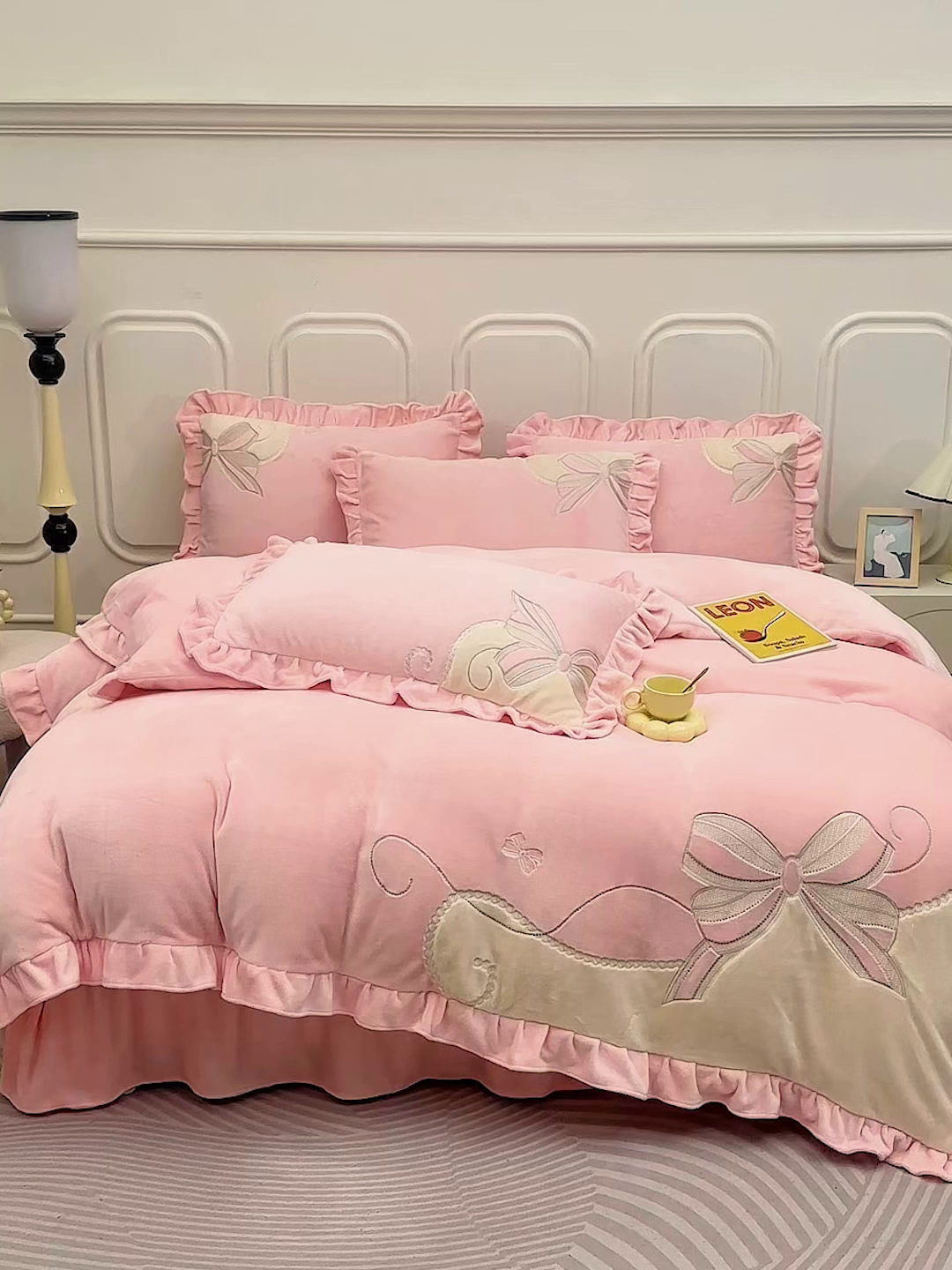 91家纺网 家纺一手货源 找家纺 苏木年华 2025新款牛奶绒贴布绣四件套-蝶舞 蝶舞-玲珑玉