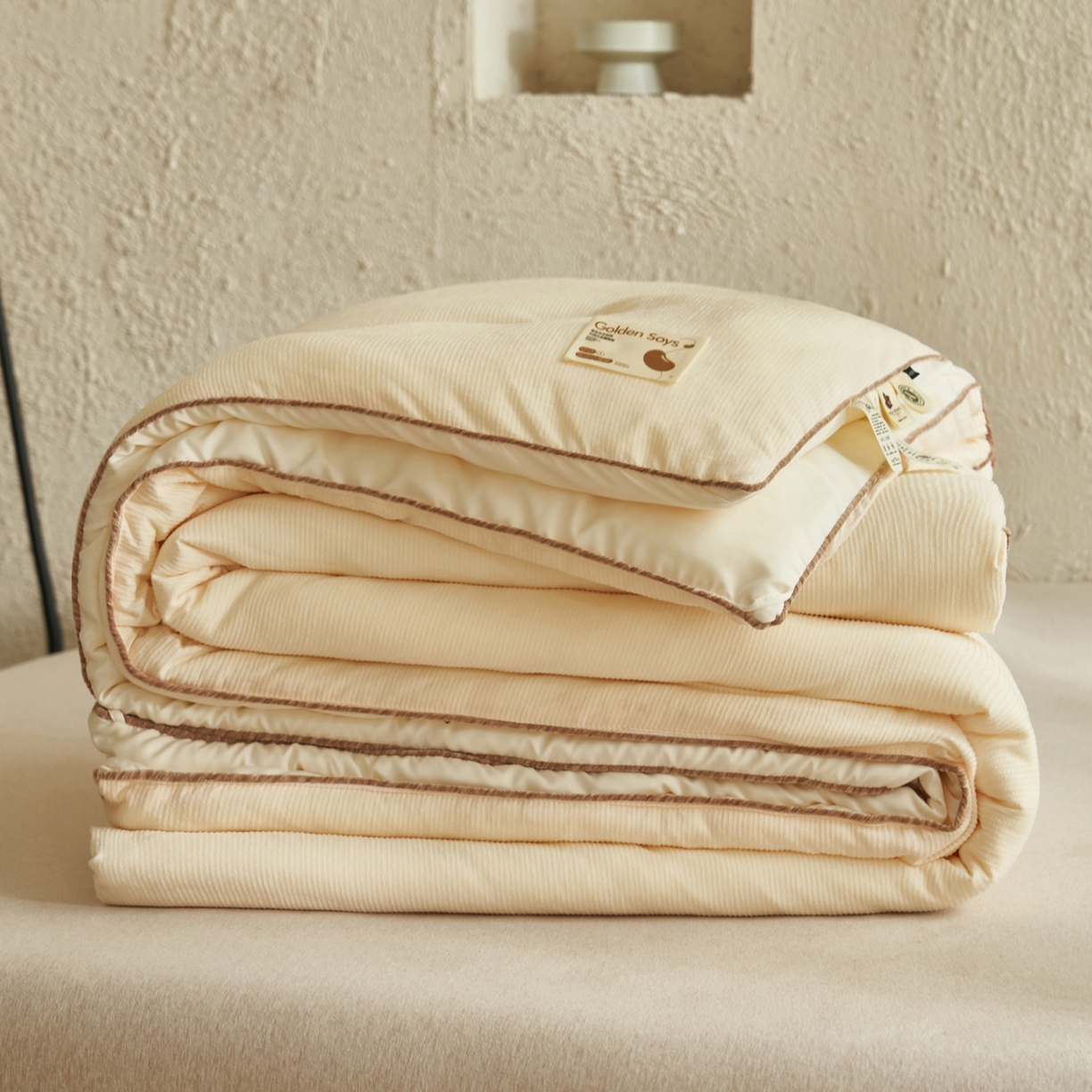 91家纺网 家纺一手货源 找家纺 子由家居 2025新款家居雪尼尔植绒大豆被 雪尼尔-米白