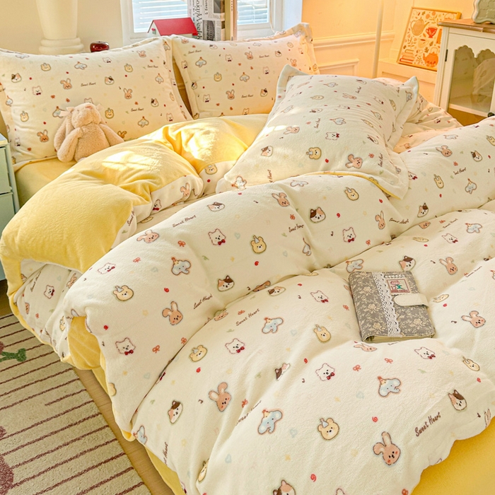 91家纺网 家纺一手货源 找家纺 卡普 2025新款牛奶绒印花四件套童趣时光