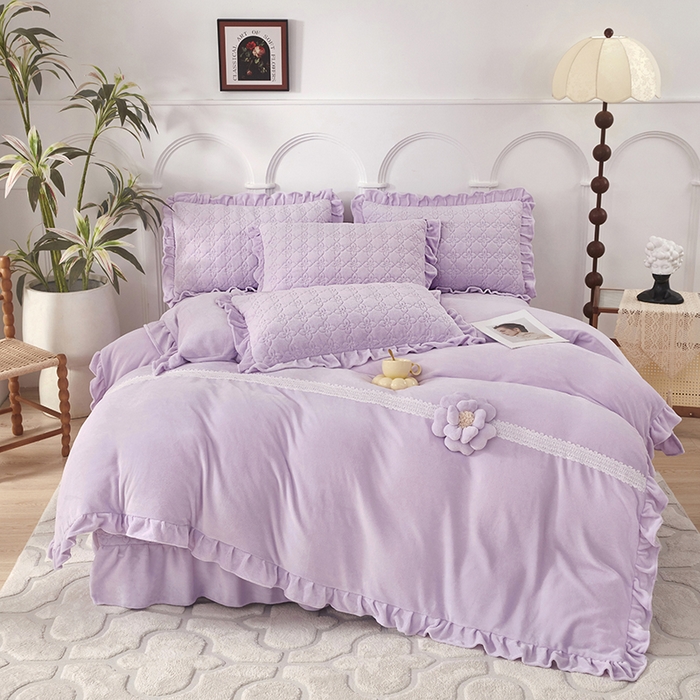 91家纺网 家纺一手货源 找家纺 （总）苏木年华 2025新款牛奶绒床盖荷叶边四件套-花颜