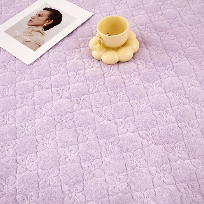 91家纺网 家纺一手货源 找家纺 苏木年华 2025新款牛奶绒床盖荷叶边四件套-花颜 花颜-魅力紫