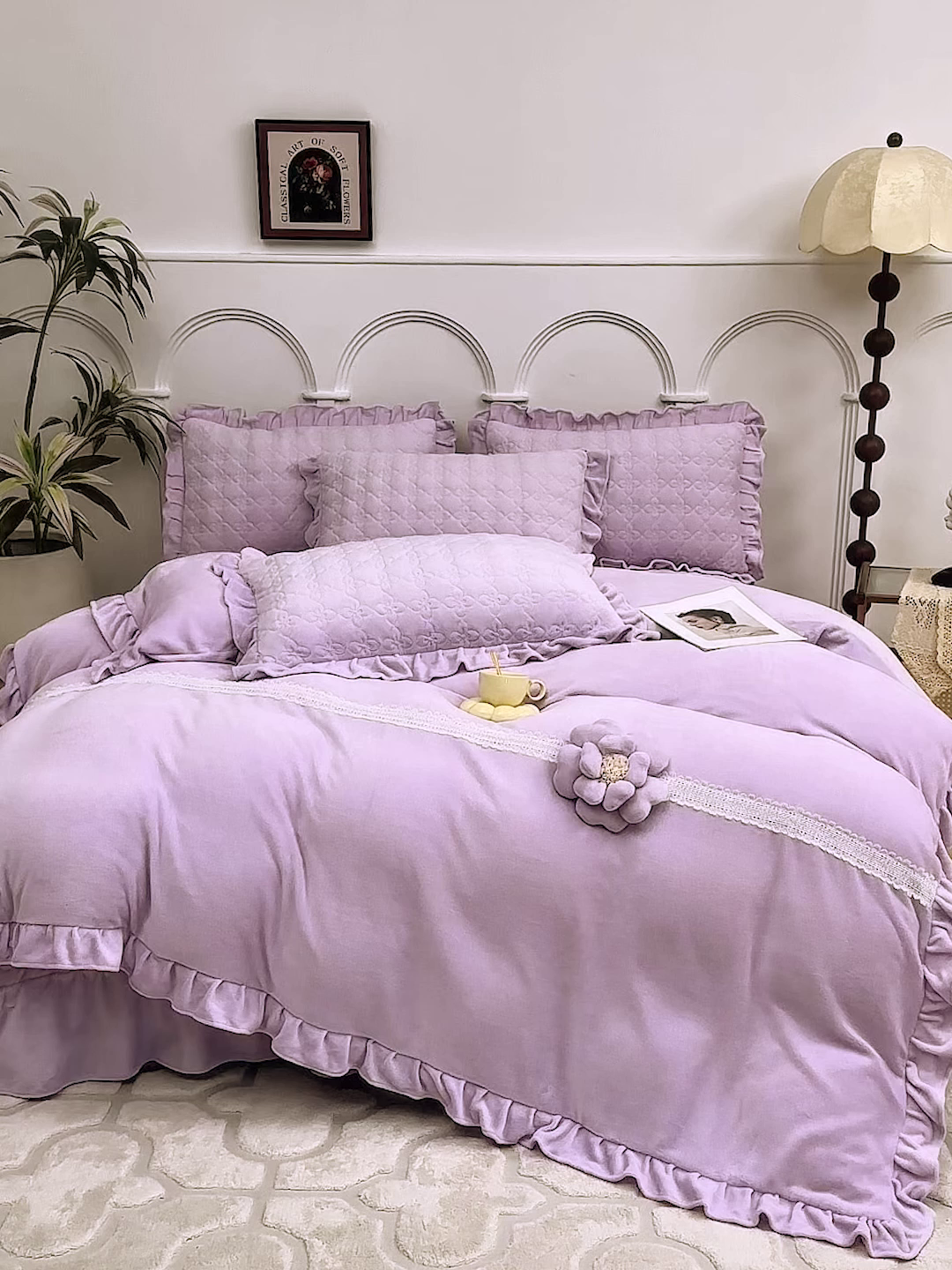 91家纺网 家纺一手货源 找家纺 苏木年华 2025新款牛奶绒床盖荷叶边四件套-花颜 花颜-魅力紫