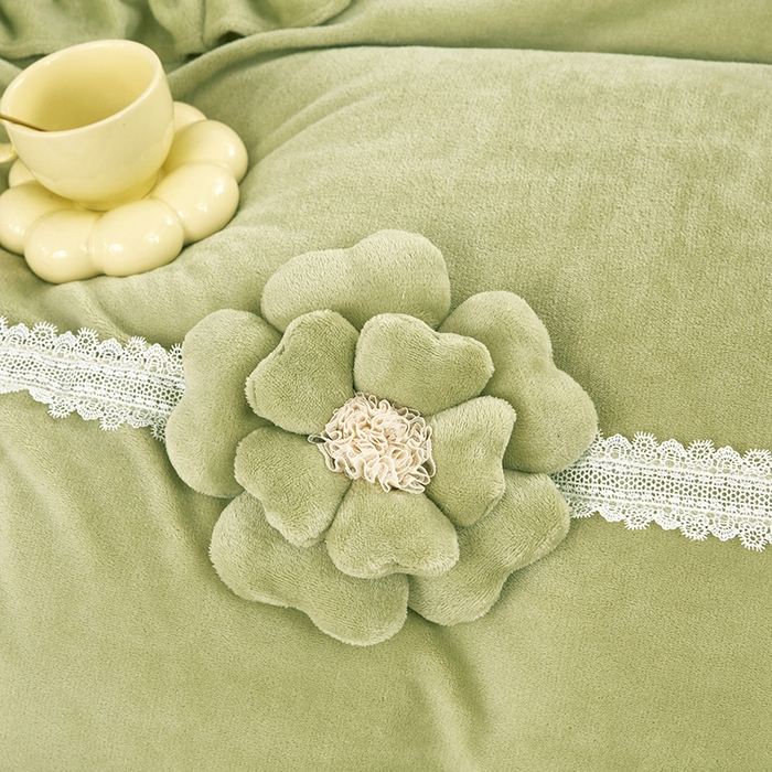 91家纺网 家纺一手货源 找家纺 苏木年华 2025新款牛奶绒床盖荷叶边四件套-花颜 花颜-抹茶绿