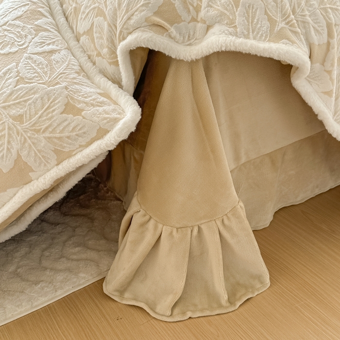 91家纺网 家纺一手货源 找家纺 亿品家纺 2025新款八斤立体雕花牛奶绒四件套 叶中花【卡其】