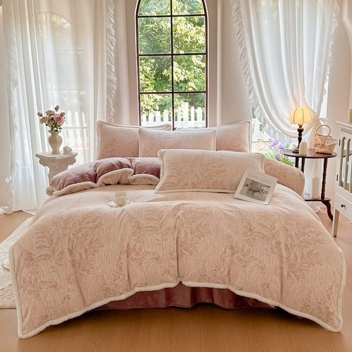 91家纺网 家纺一手货源 找家纺 亿品家纺 2025新款八斤立体雕花牛奶绒四件套 长夏叶蔓【桔】