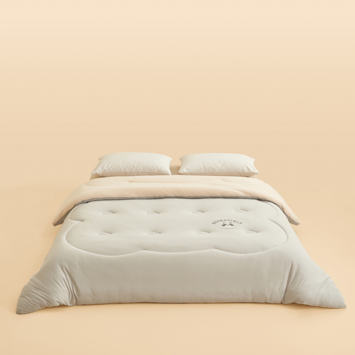 91家纺网 家纺一手货源 找家纺 子由家居 2025新款针织德绒猫猫大豆冬被被子被芯 猫猫被-淡灰