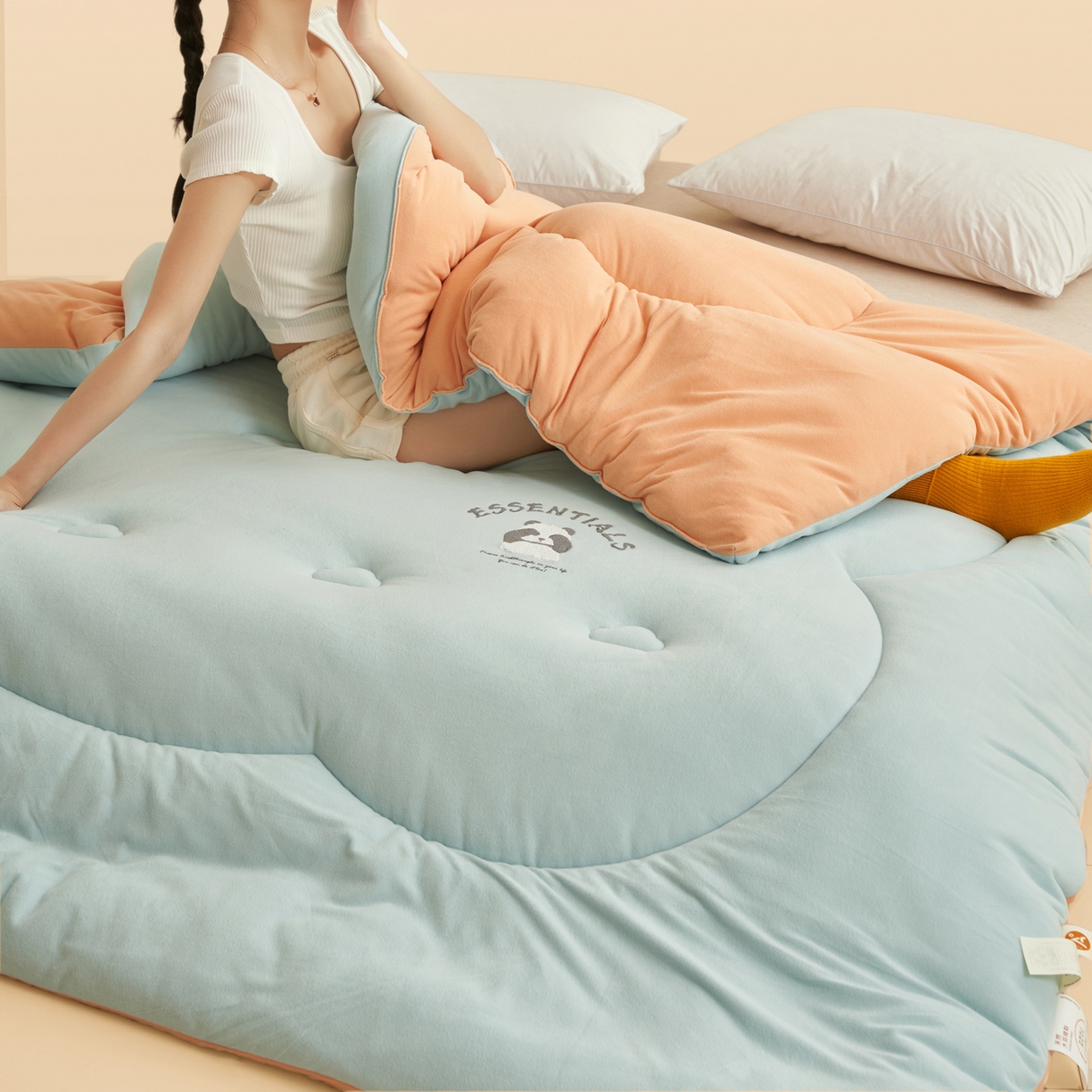 91家纺网 家纺一手货源 找家纺 子由家居 2025新款针织德绒猫猫大豆冬被被子被芯 猫猫被-浅绿