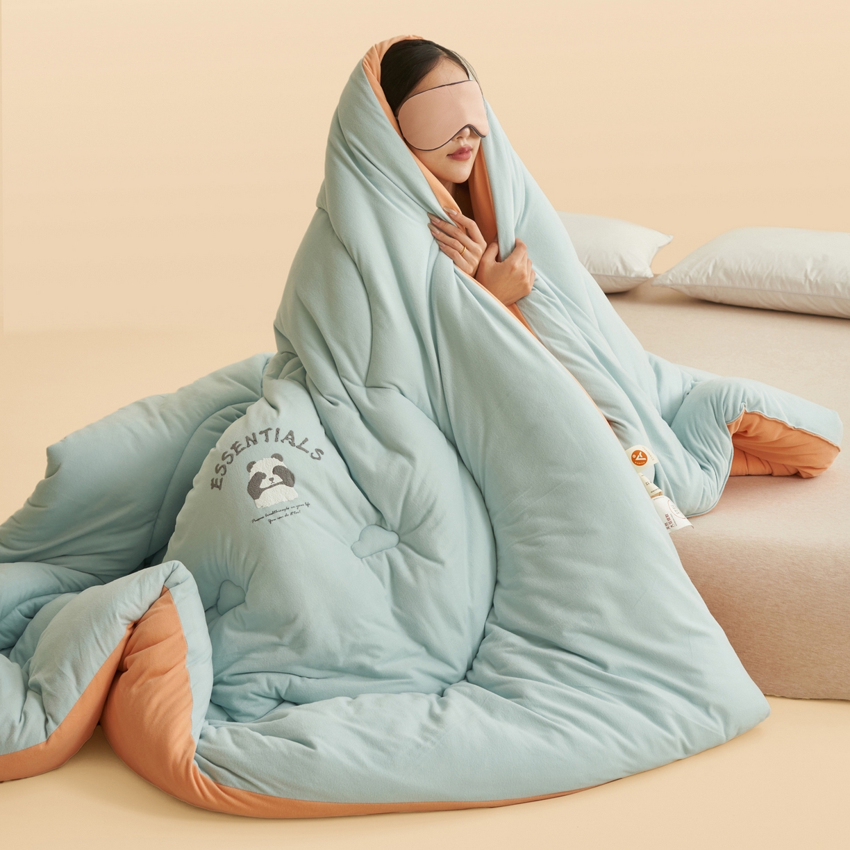 91家纺网 家纺一手货源 找家纺 子由家居 2025新款针织德绒猫猫大豆冬被被子被芯 猫猫被-浅绿