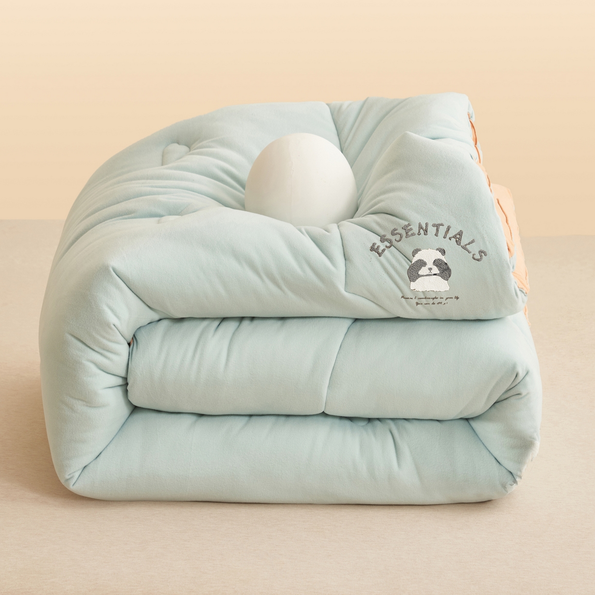 91家纺网 家纺一手货源 找家纺 子由家居 2025新款针织德绒猫猫大豆冬被被子被芯 猫猫被-浅绿