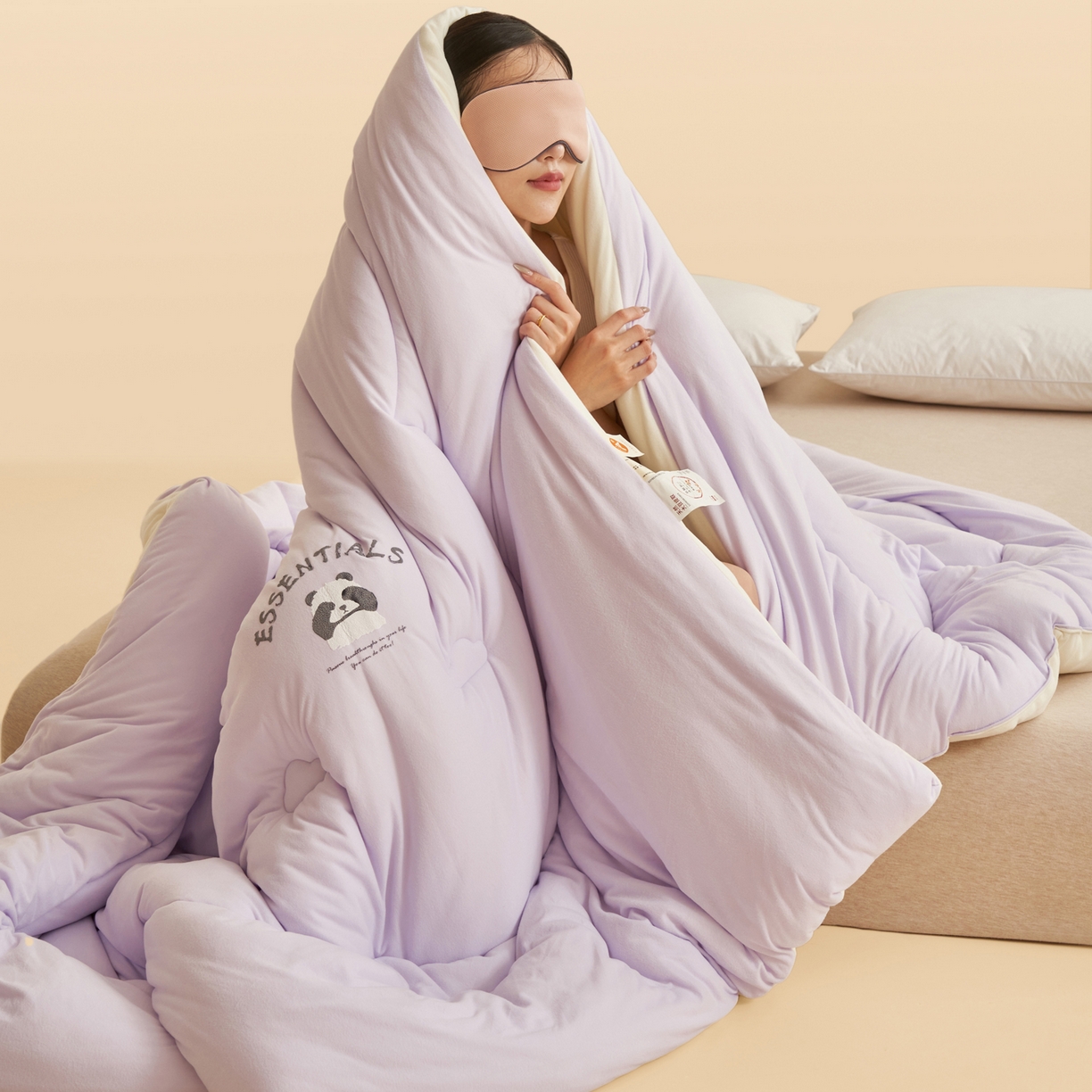 91家纺网 家纺一手货源 找家纺 子由家居 2025新款针织德绒猫猫大豆冬被被子被芯 猫猫被-浅紫