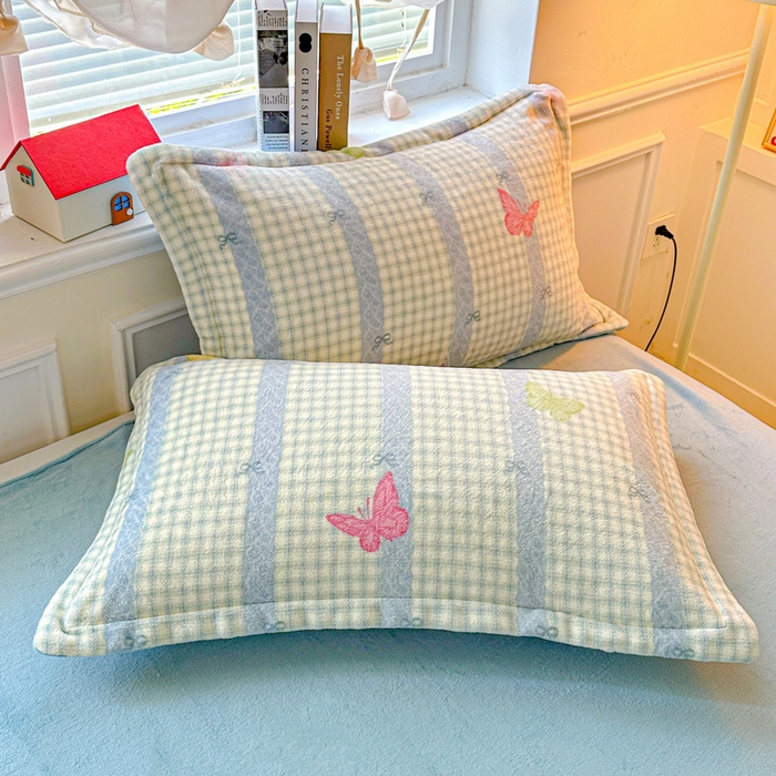 91家纺网 家纺一手货源 找家纺 卡普 2025新款牛奶绒印花单被套蝶舞格韵