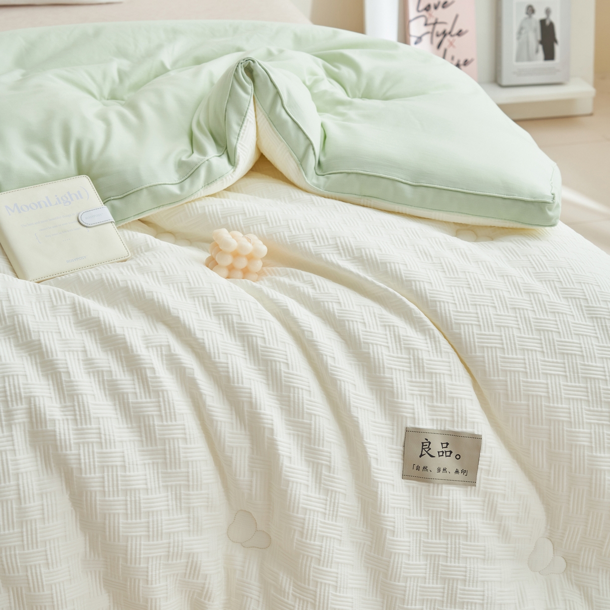 91家纺网 家纺一手货源 找家纺 子由家居 2025新款针织良品格拼色大豆纤维冬被被子被芯 良品格-白+绿