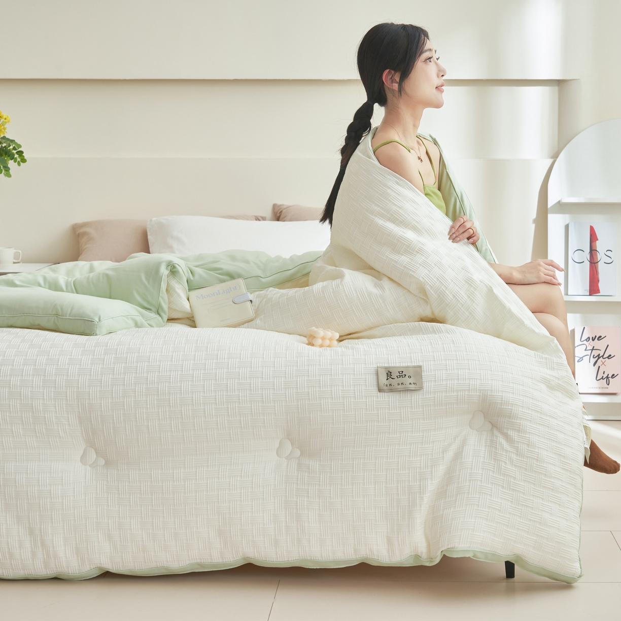 91家纺网 家纺一手货源 找家纺 子由家居 2025新款针织良品格拼色大豆纤维冬被被子被芯 良品格-白+绿